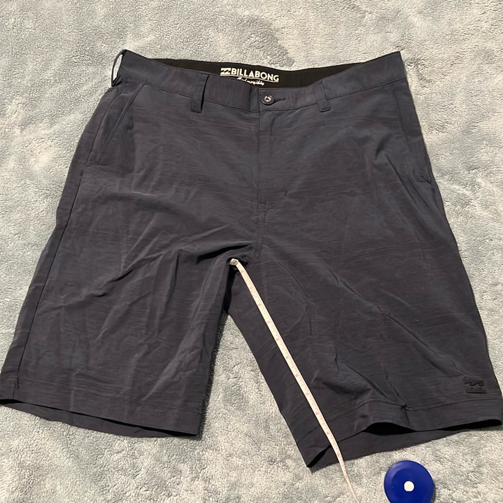 Billabong submersibles men’s hybrid shorts 33 x 21.5